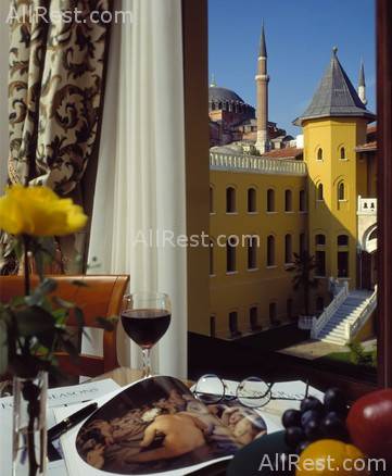 Four Seasons Hotel Istanbul 15
